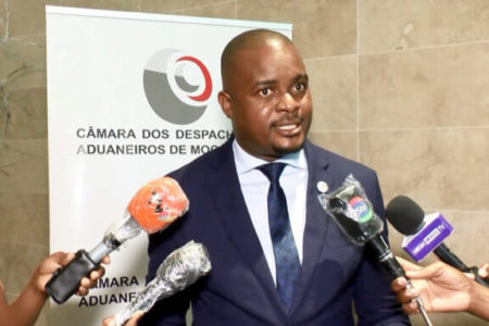 Dixon Chongo prepara a casa para transformar em Ordem dos Despachantes Aduaneiros de Moçambique