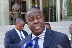 Lutero Simango: o menino de Machanga que agora concorre à Presidência da República   