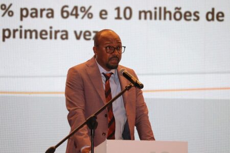 Sessenta por cento de moçambicanos já tem energia, mas os outros 40 a querem para ontem