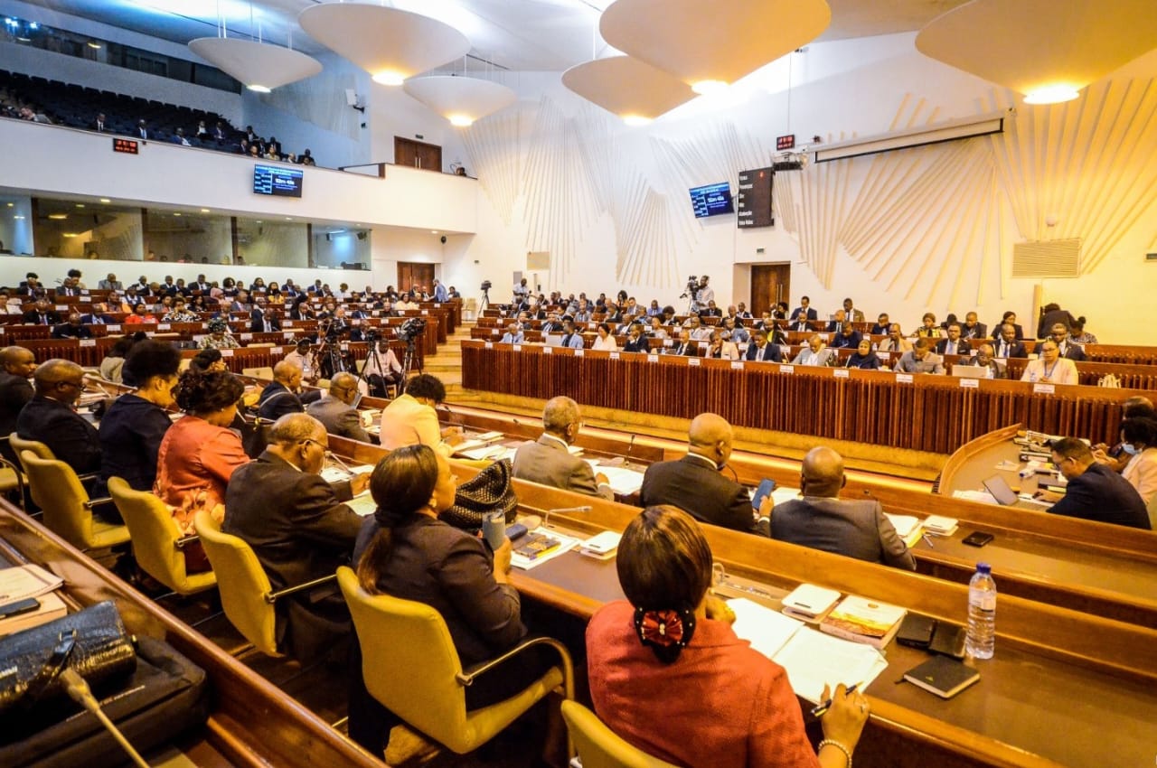 Parlamento aprova Estratégia Nacional de Desenvolvimento