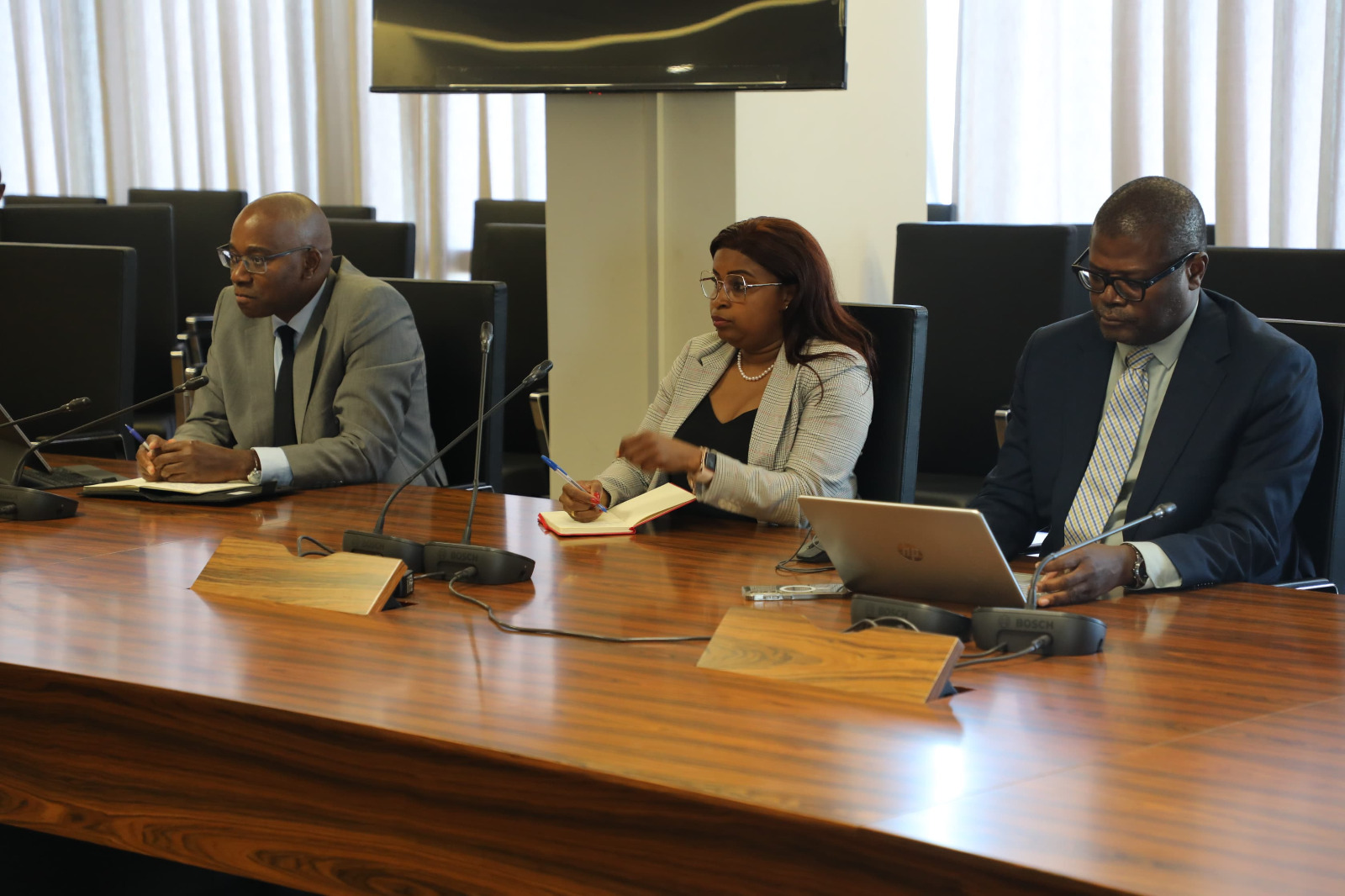 Itália Reforça Cooperação com Moçambique em Projectos para o Sector de Energia