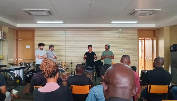 UEM vira palco de troca de experiência com França em uma jornada sonora apimentada de tradição e modernidade