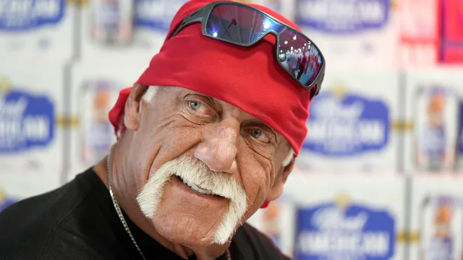 Morreu Hulk Hogan, ícone do wrestling e do cinema de acção, aos 71 anos
