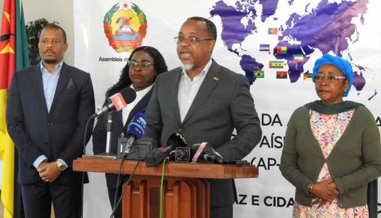 Moçambique assume presidência rotativa da AP-CPLP