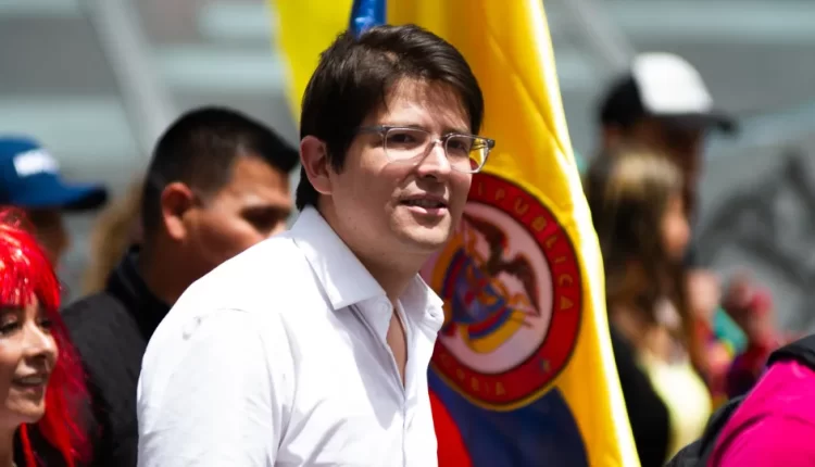Morreu Miguel Uribe, candidato presidencial colombiano alvo de ataque
