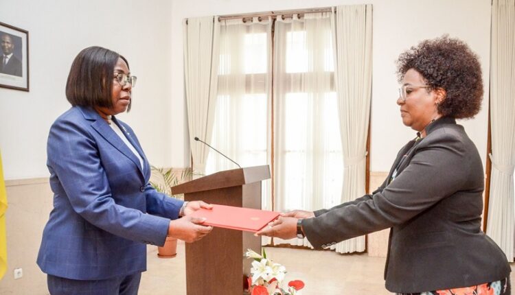 Graziela Tembe, Directora-Geral Adjunta do Instituto Nacional de Educação à Distância (INED)